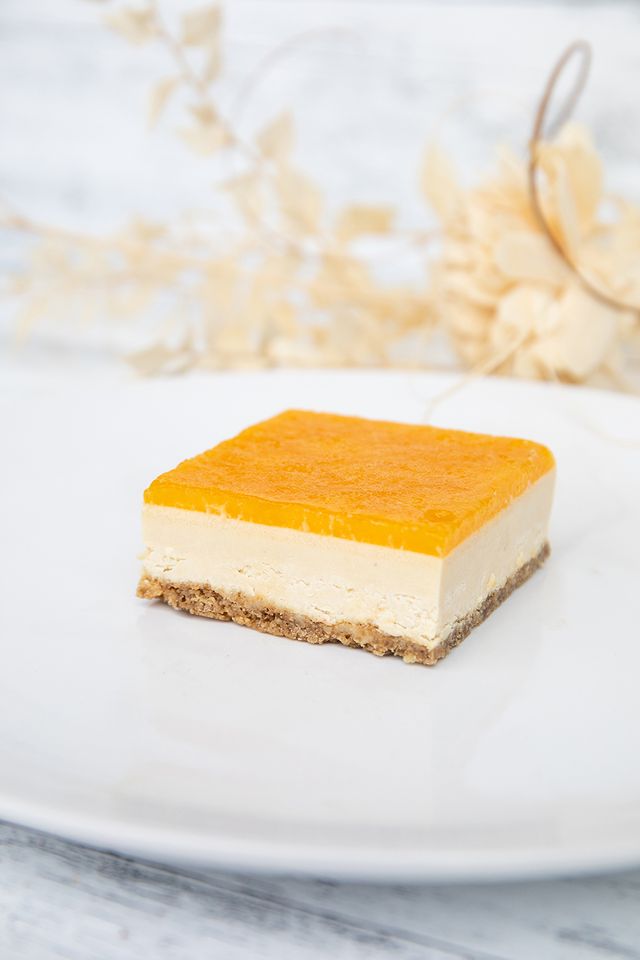 Cheesecake: Passion Fruit